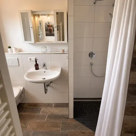 Herzensnest Retreat House-garten-gruppen Und Familien * لينداو
